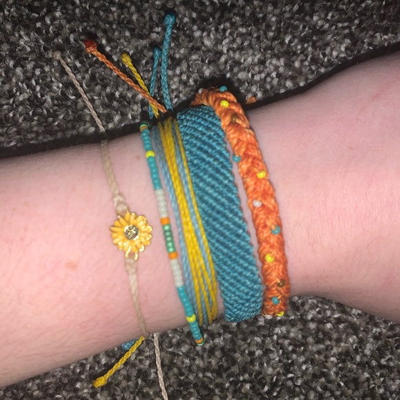 Pura Vida Bracelet collection - Picture 3 of 4